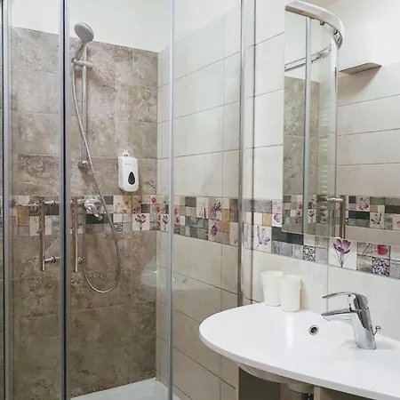 Silver 1 Apartment Eger